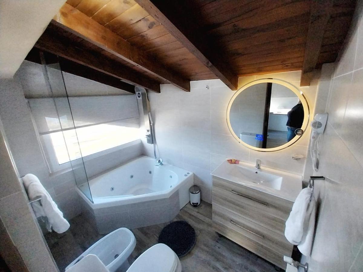 Las Victorias Suites Bariloche Bagian luar foto