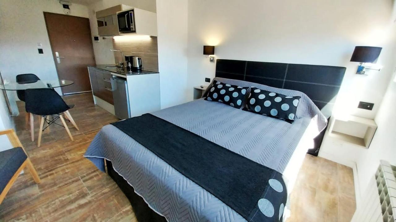 Las Victorias Suites Bariloche Bagian luar foto
