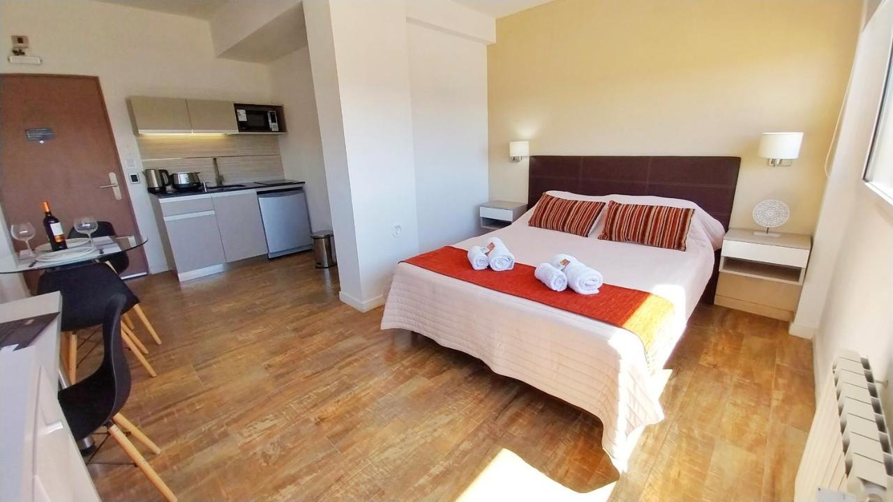 Las Victorias Suites Bariloche Bagian luar foto